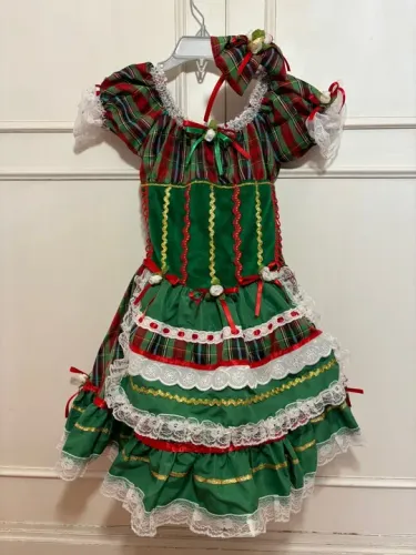 Vestido CAIPIRA LUXO ( tamanho 4/5/6 anos) + arco para o cabelo combinando
