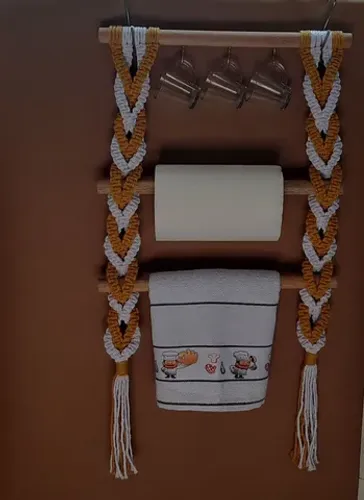 Suporte para toalhas é xicaras em macrame