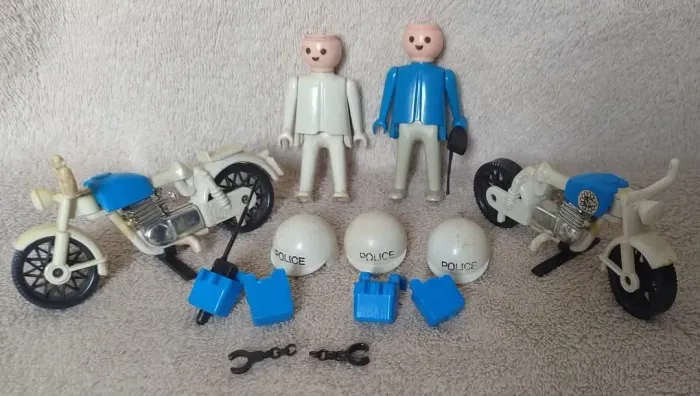 Kit Playmobil Trol Anos 70 policiais