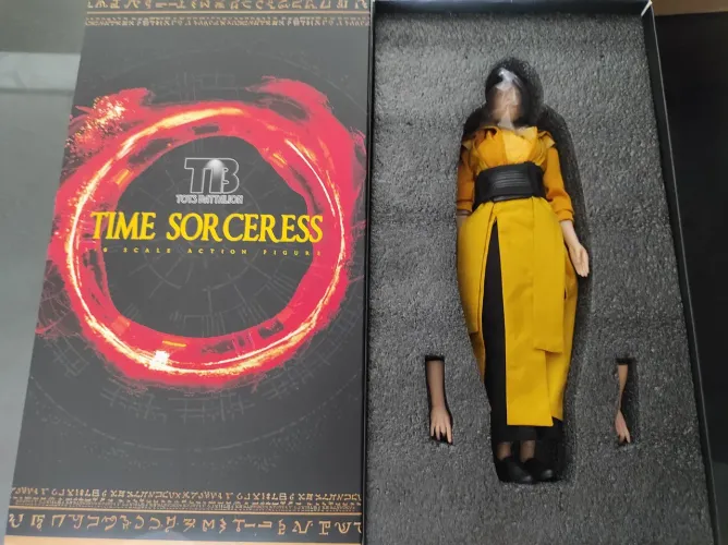 Hot toys Toys battalion Time Sorceress Action Figure 1/6