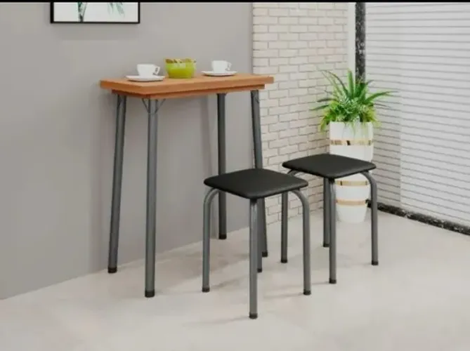 Mesa Dobrável Luana com 4 banquetas