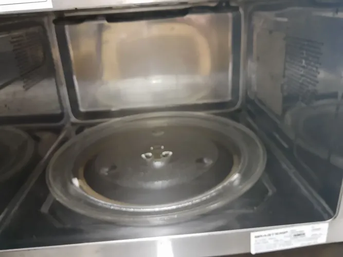 Vendo microondas inox.