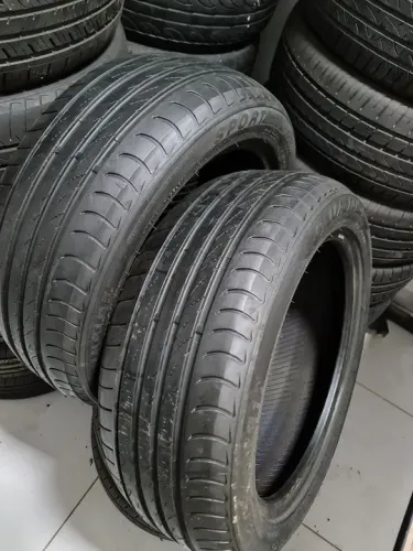 PAR PNEUS ARO 17 215/5O SEMI-NOVOS