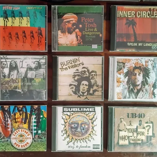 Coleção de CDs de Reggae novos
