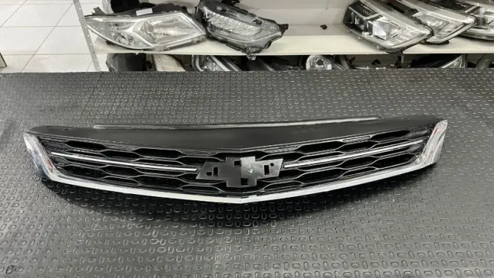 Grade Dianteira Superior Cruze 2016-2019
