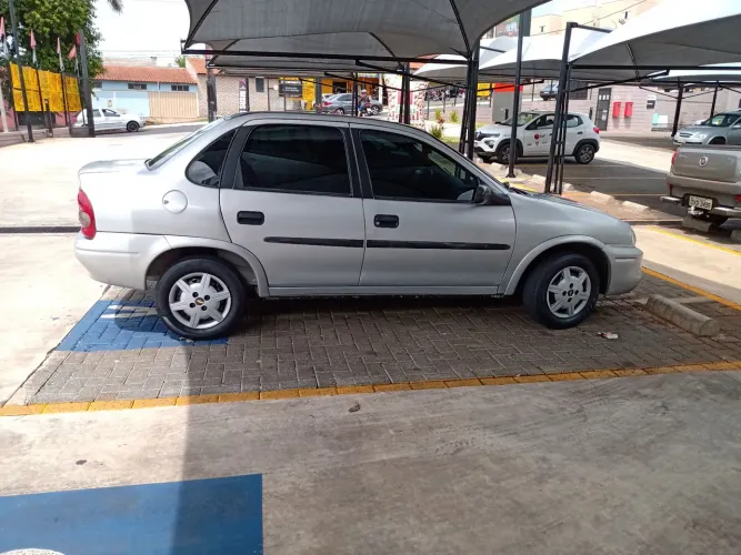 VENDO/TROCO FINANCIO PASSO CARTÃO , CORSA 2005, /8V 10 ECONÔMICO D+ ACEITO  150/160,BIZ