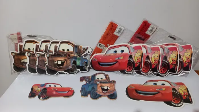 Enfeite de festa carros