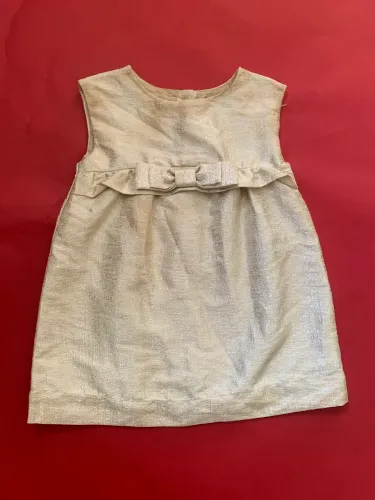 Vestido dourado Gap kids 12 a 18 meses desapego