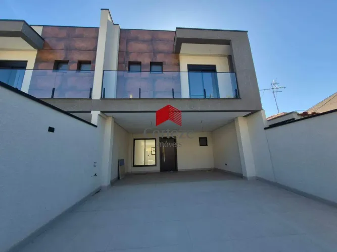 Sobrado com 202,84m² 3 quartos, à venda, no bairro Aristocrata em São José dos Pinhais
