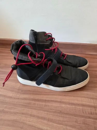 Tenis cano alto Hugo Boss