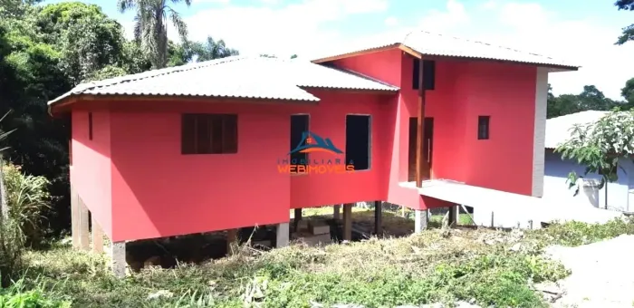 Casa em Condomínio à Venda em Cotia-SP: 3 Quartos, 1 Suíte, 3 Salas, 3 Banheiros, 4 Vagas
