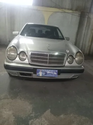 Mercedes-Benz E-240 Elegance 1998