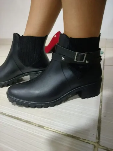 Bota cano curto