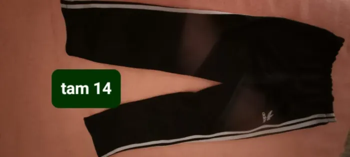 23 peças de menino tam 14 ....há mais modelos e tamanhos zap *
