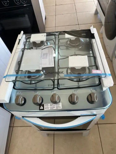 Fogão Esmaltec 4B novo
