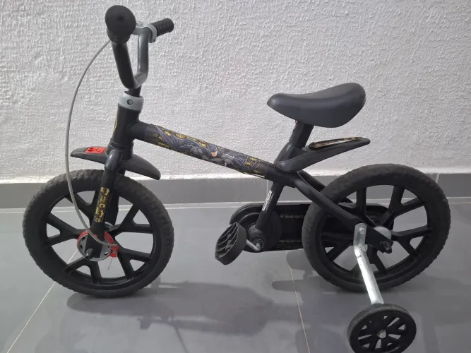 Bicicleta infantil Bandeirantes Batman 