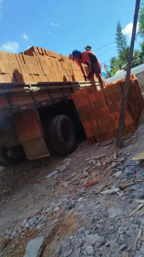 Tijolos Tavares de primeira
