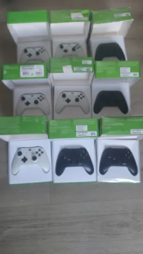 Controle Joystick Xbox One Com defeito 9 Unidades $150 cada