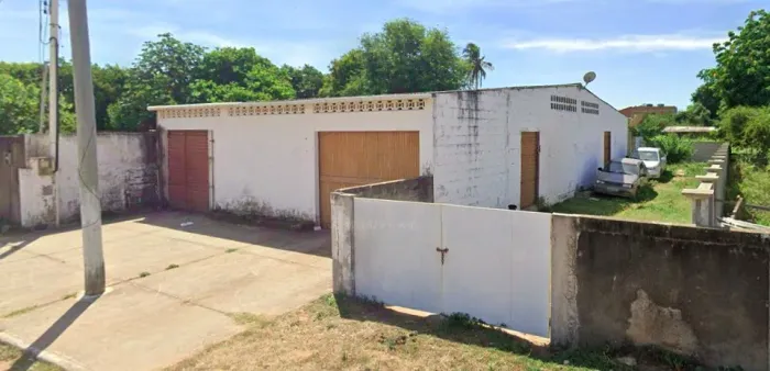 Armazém com acesso lateral + Quitinete