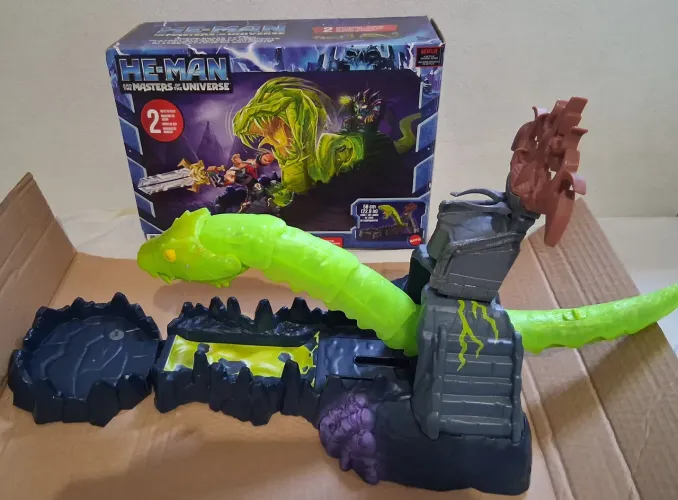 HE MAN AND THE MASTERS OF THE UNIVERSE