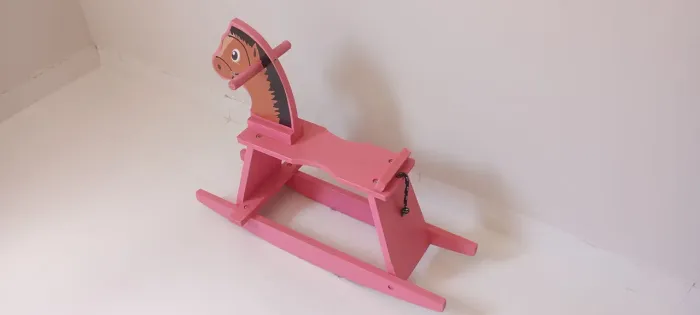 Cavalinho de balanço infantil 