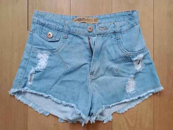 Short Jeans