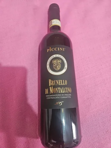 Brunello di Montalcino Piccini 2015.