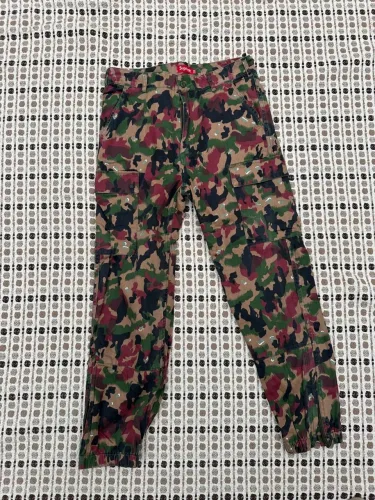 CALCA SUPREME CARGO CAMUFLADA