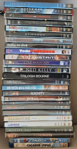 Coleção de DVDs diversos - Filmes e Séries