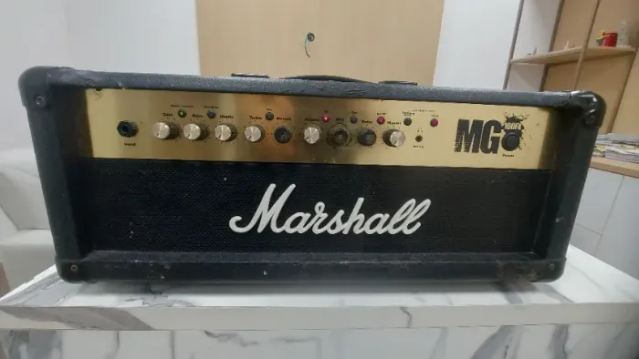 Amplificador de Guitarra Cabeçote Marshall MG 100HFX
