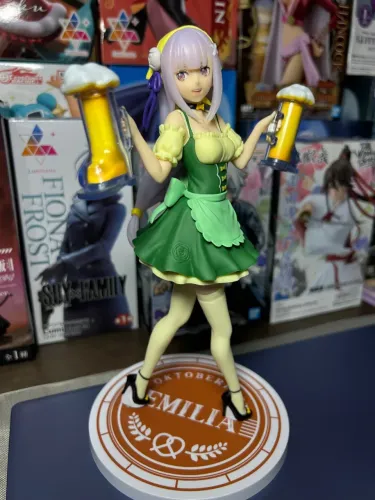 Figura de ação Emilia Re:Zero Oktoberfest