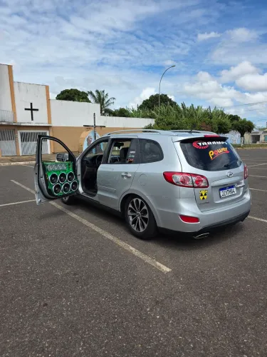 Santa fe montanda top de linha som carro montado som automotivo. 