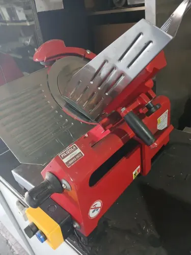 Cortador de frios