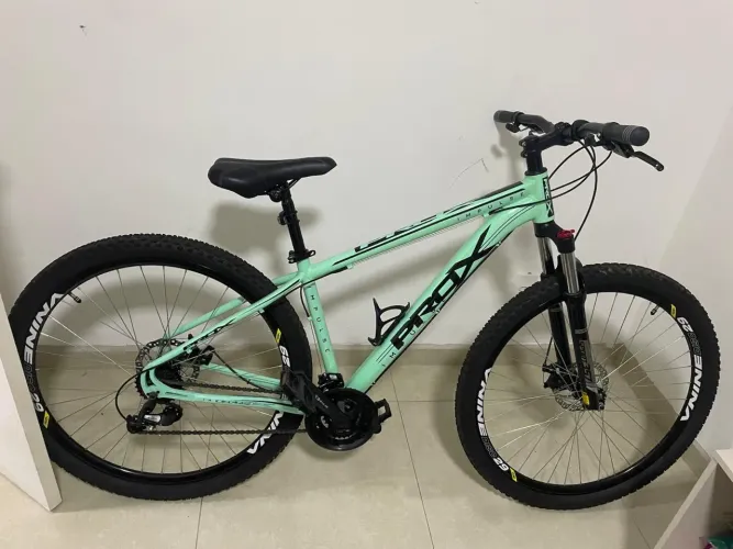 Bicicleta Aro 29 - 21 marchas
