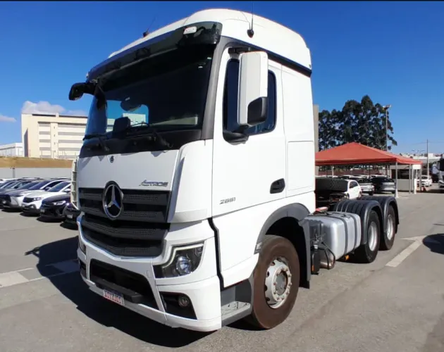 MB Actros 2651 ano 2022, 6x4, com cabine leito, ar condicionado, em SP
