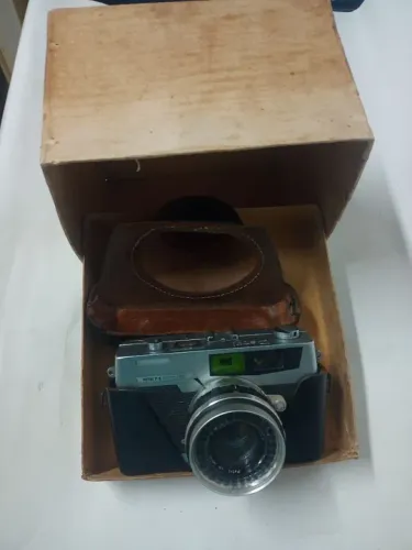 Câmera fotográfica analógica japonesa antiga acompanha FLASH ELETRÔNICO M42 MIRAGE e um KA