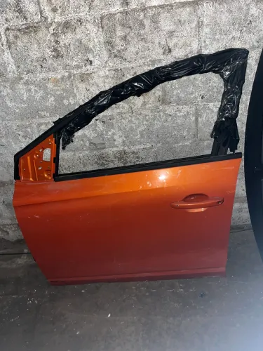 Porta dianteira Esquerda Renault Kardian