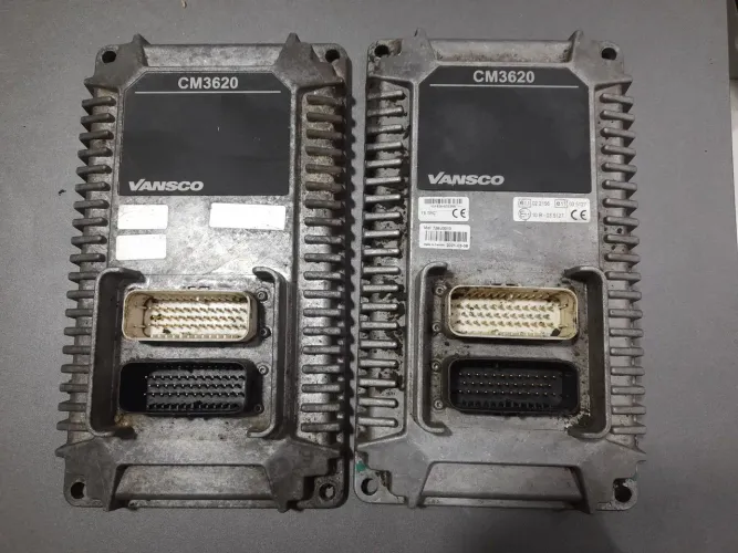 Módulo de controle eletrônico (ECU) Vansco CM3620. 