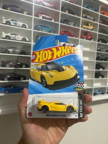 Hotwheels 2020 Koenigsegg Jesko 