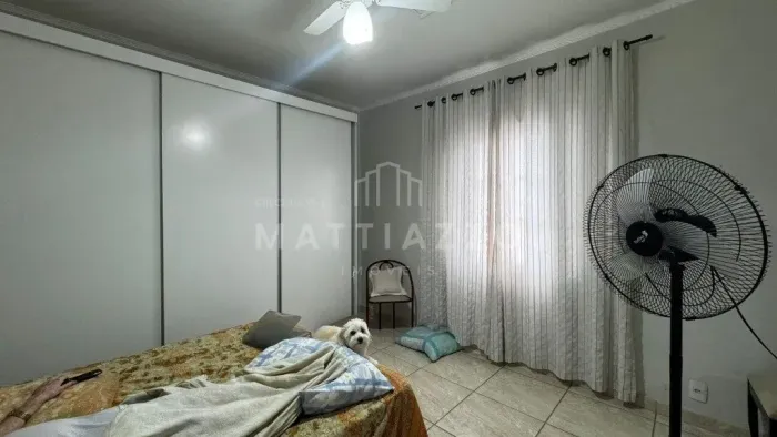 Casa à venda com 04 dormitórios, no Centro em Limeira/SP.