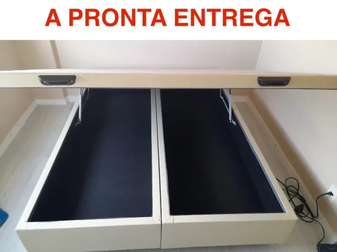 Baú Queen Bege Claro Corino