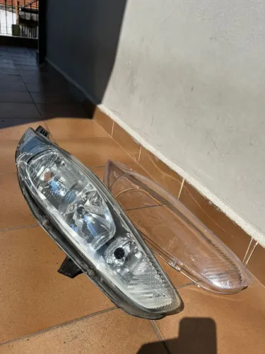 FAROL NEW FIESTA FORD 2013 2014 2015 NACIONAL ORIGINAL 