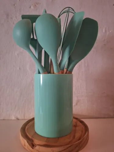 Conjunto de Utensílios de Cozinha em Silicone Verde - 11 Peças