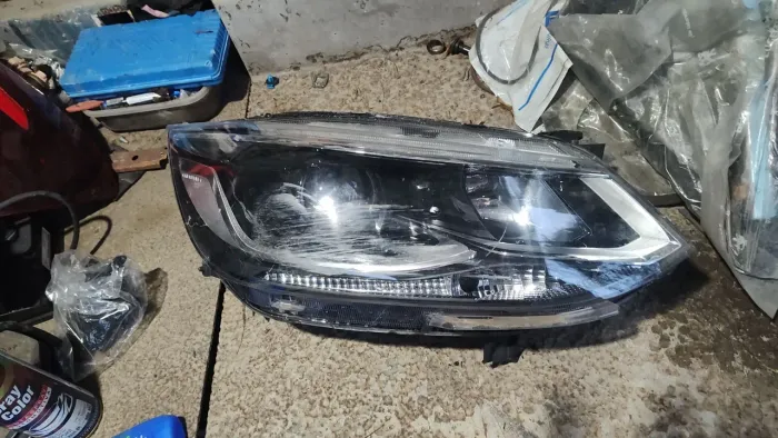 Farol Onix Premier turbo 2020 2021 2022 2023 2024 2025 original lado direito 