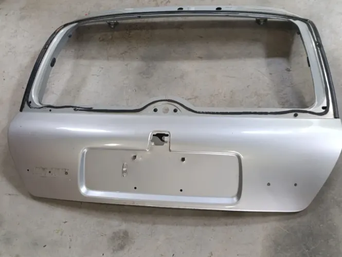 Tampa Traseira Clio