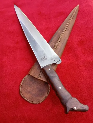 Faca artesanal cavalo cuião SAPO
