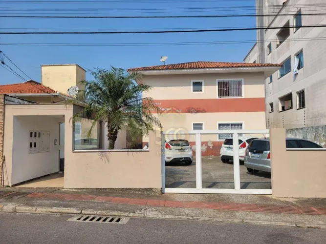 Apartamento com 2 dormitórios à venda, 61 m² por R$ 360.000,00 - Serraria - São José/SC