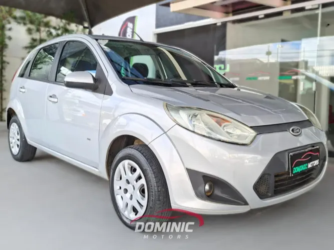Ford Fiesta 1.0 Rocam SE Plus Hatch 8V Flex 4P Manual 2014