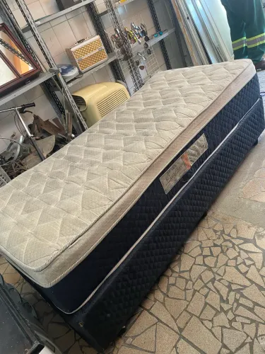 Cama de solteiro
