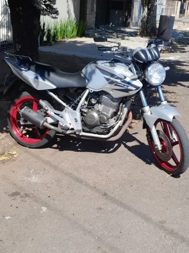 Vendo cbx 250